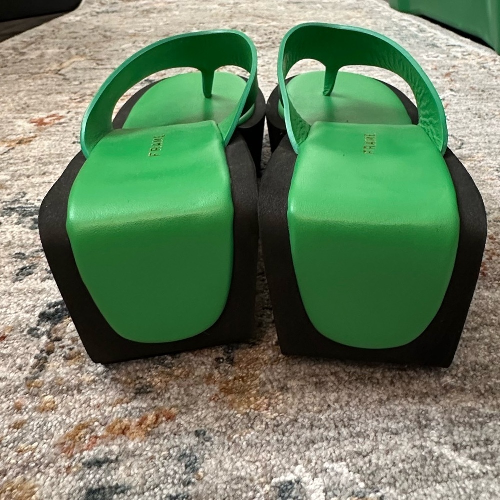 FRAME Le Ocean Platform Wedge Flip Flop Sandals Grass Green NWOT 7.5 - Picture 3 of 10